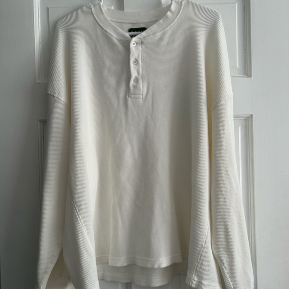 Daily Drills Oversized Thermal Henley and Shorts Set - Picture 2 of 3